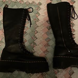 Doc Marten/Dolls Killl